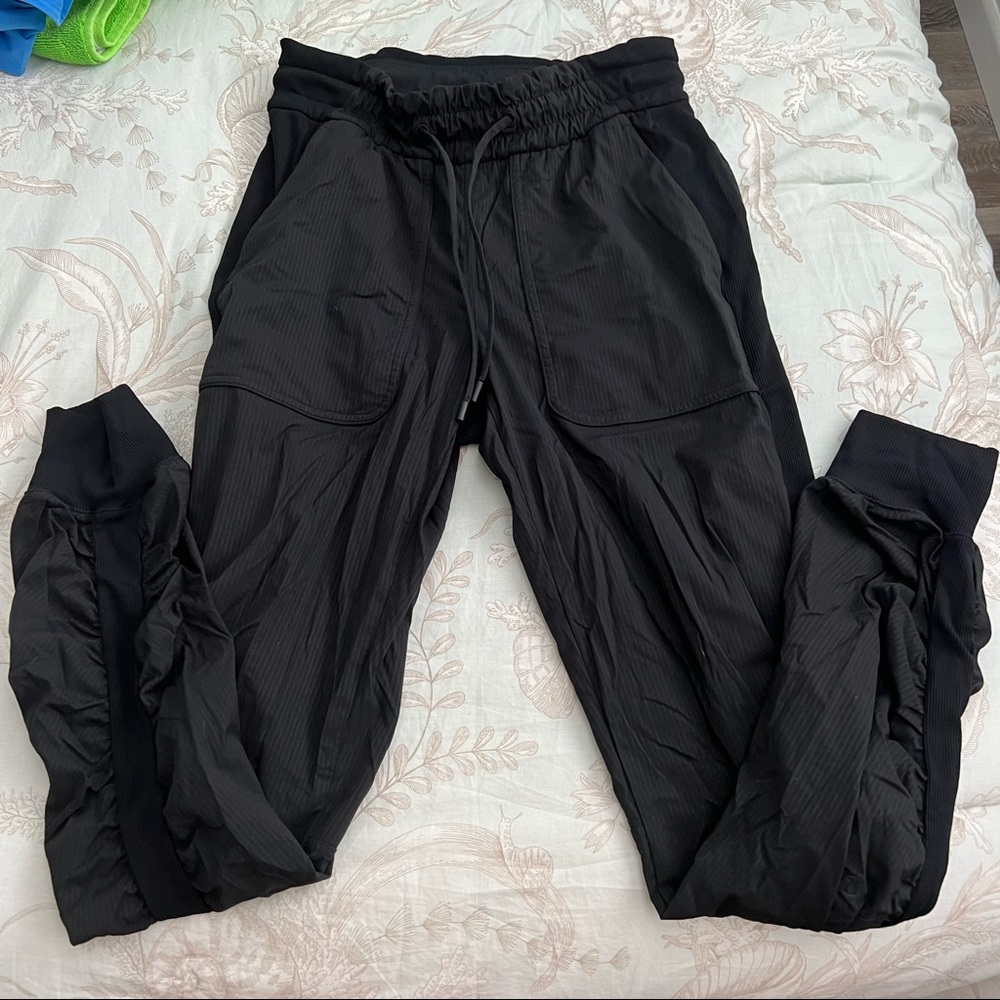 Lululemon beyond the studio joggers black 4